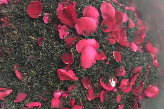 玫瑰花泡水喝的9大禁忌，喝玫瑰花茶有什么禁忌