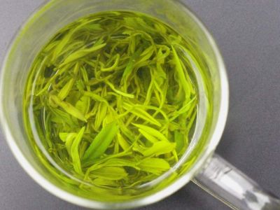 毛峰和毛尖哪個(gè)好一點(diǎn)，毛尖茶好還是毛峰茶好？