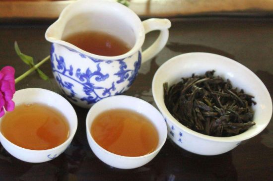 大紅袍四大品種有哪些，大紅袍的種類(lèi)和著名品種特點(diǎn)介紹
